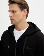 ARMANI EXCHANGE Памучен суичър мъжки в черно с качулка с изчистен дизайн XM001293 AF20934