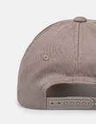 ARMANI EXCHANGE Памучна шапка с козирка в бежово с апликация XM000811 AF13343