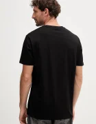 ARMANI EXCHANGE Памучна тениска в черно с принт XM001280 AF10361