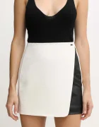 ARMANI EXCHANGE Пола