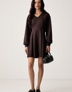 ARMANI EXCHANGE разкроена рокля с вискоза кафява XW002398 AF13397