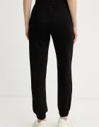 ARMANI EXCHANGE Спортен панталон в черно с принт XW001802 AF24312