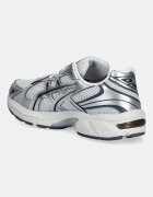 Asics GEL-1130 маратонки сиви 1203A609.023