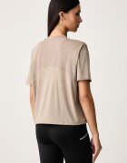 Asics спортна тениска дамска NAGINO RUN SS TOP бежова 2012D543.200