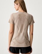 Asics тениска за трениране дамска ROAD SEAMLESS SS TOP бежова 2012D292.200
