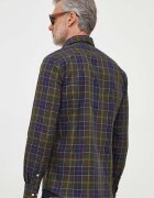 Barbour Памучна риза мъжка с кройка по тялото с яка с копче