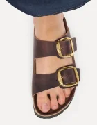 Birkenstock чехли дамски от кожа Arizona Big Buckle Oiled Leather кафяви 1032886