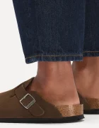 Birkenstock чехли с равна подметка от велур Boston SFB LEVE кафяви 1031641