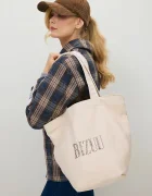 BIZUU шапка с козирка дамска от вълнена материя CAPPO кафява CAPPO BRĄZOWY
