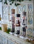 Bloomingville Лешникотрошачка (3 броя) в бежово