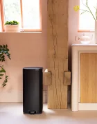 Brabantia Кошче за боклук Bo 30 L в черно