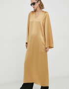 By Malene Birger Рокля Brynn