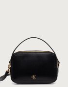 CALVIN KLEIN чанта crossbody дамска от имитация на кожа черна LV04F3678G