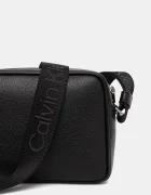CALVIN KLEIN чанта през рамо мъжка от имитация на кожа черна LV04D3129G