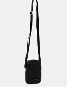 CALVIN KLEIN Чанта през рамо в черно LV04D3221G