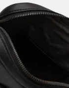 CALVIN KLEIN Чанта през рамо в черно LV04D3248G