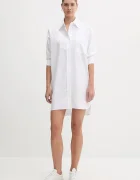 CALVIN KLEIN JEANS Памучна рокля в бяло къса с уголемена кройка LV047C022G