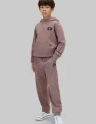 CALVIN KLEIN JEANS спортен панталон за деца от памук кафяв LVCKTJC42B