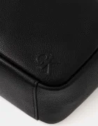 CALVIN KLEIN Козметична чанта в черно LV04D1090G