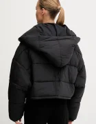 Calvin Klein Performance Яке в черно зимен модел LVGWF5O514