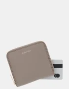 CALVIN KLEIN портфейл дамски от имитация на кожа бежов LV04F1120G