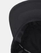 CALVIN KLEIN Шапка с козирка в черно LV04D5067G