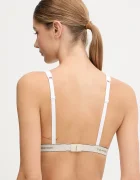 Calvin Klein Underwear Сутиен в бяло с изчистен дизайн LV00QF8369