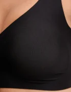 Chantelle сутиен SOFT STRETCH черен C26BQB