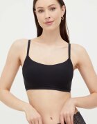 Chantelle Сутиен в черно с изчистен дизайн