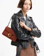 Coach чанта crossbody дамска от кожа Tabby 26 in Soft Grain Leather оранжева CCX04