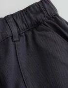 Coccodrillo Детски памучен панталон в сиво с изчистен дизайн WINTER COSY GRIL JUNIOR