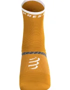 Compressport спортни чорапи Pro Marathon V2.0 жълти SMCU378