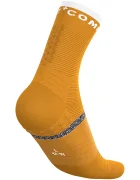 Compressport спортни чорапи Pro Marathon V2.0 жълти SMCU378
