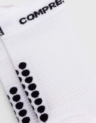 Compressport спортни чорапи Pro Racing v4.0 бели XU00046B5