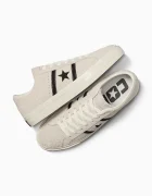 Converse Велурени кецове One Star Academy Pro в бежово A06424C