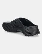 Crocs Чехли Echo Wave Clog в черно 210521