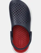 Crocs Чехли Inmotion Clog в тъмносиньо 209964