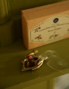 Doing Goods Комплект държачи за тамянни пръчици с конусовидни тамянни пръчици Incense Cones Giftset в жълто
