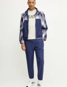 EA7 Emporio Armani Анцуг