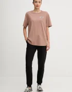 EA7 Emporio Armani Спортен панталон в черно с изчистен дизайн AF13135.7W000461