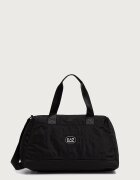 EA7 Emporio Armani спортна чанта черна AF29354.7X000763