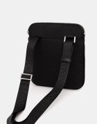 Emporio Armani Чанта през рамо в черно EM005400 AF14637