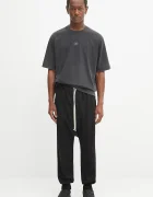 Filling Pieces Памучна тениска Boxy Embroidered в сиво с апликация 412520501142