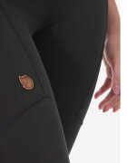 FjallRaven Клин Abisko Tights в черно с изчистен дизайн 84773 F84773