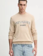 From Future Кашмирен пуловер
