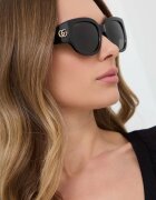 Gucci Слънчеви очила в черно GG1599SA