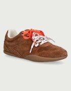 GUESS BESAR2 маратонки дамски от велур кафяви FLFBE2 SUE12