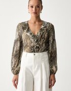 GUESS блуза с волани дамска EMY бежова с животински принт W6YH30 W2951