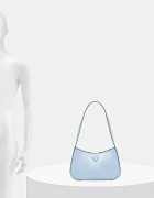 GUESS Чанта ARNELA в синьо HWNY94 96170