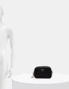 GUESS чанта crossbody дамска NOELLE черна HWZG96 72140